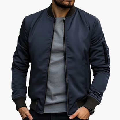 Finn | Bomberjack