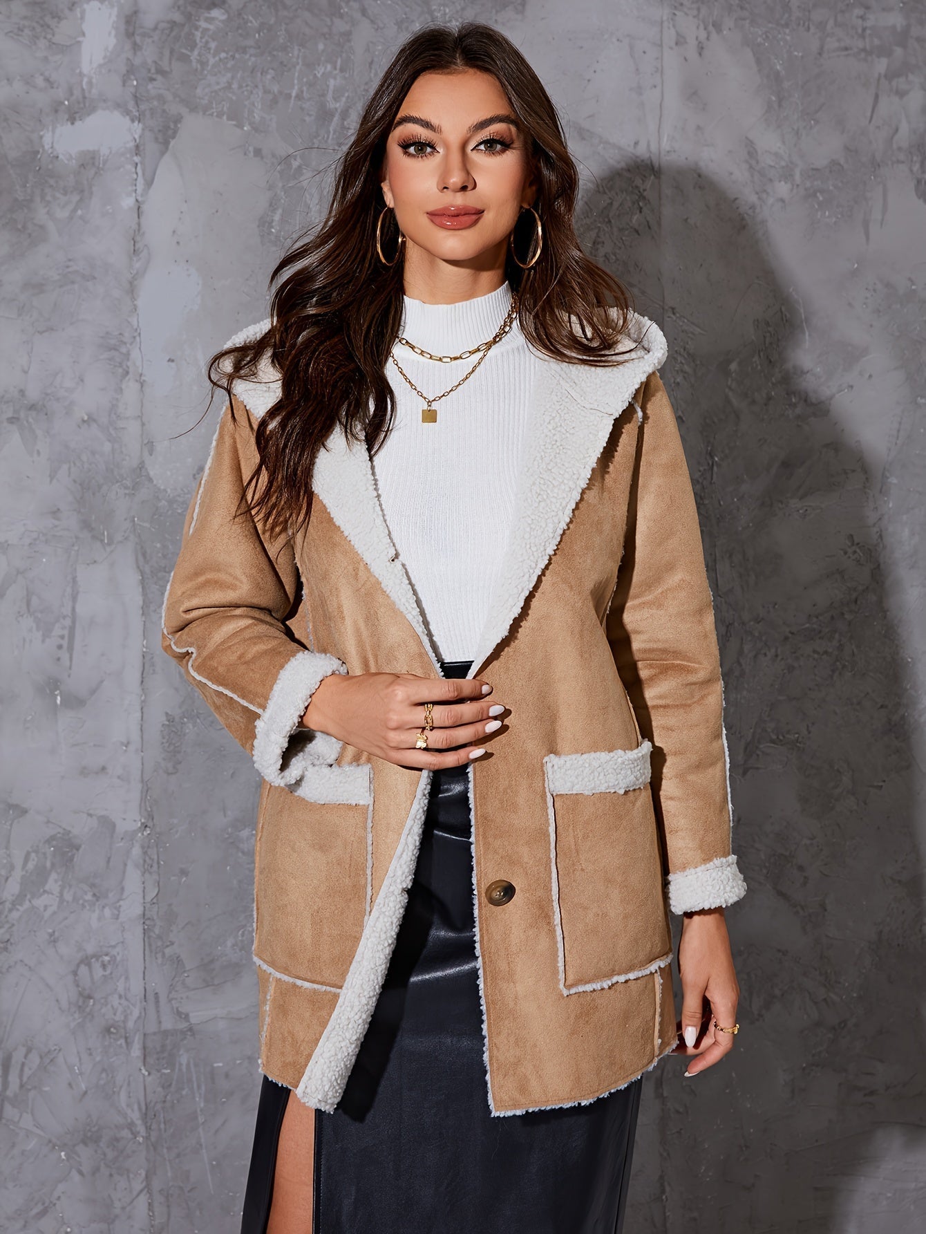 Clara | Beige pluizig jasje