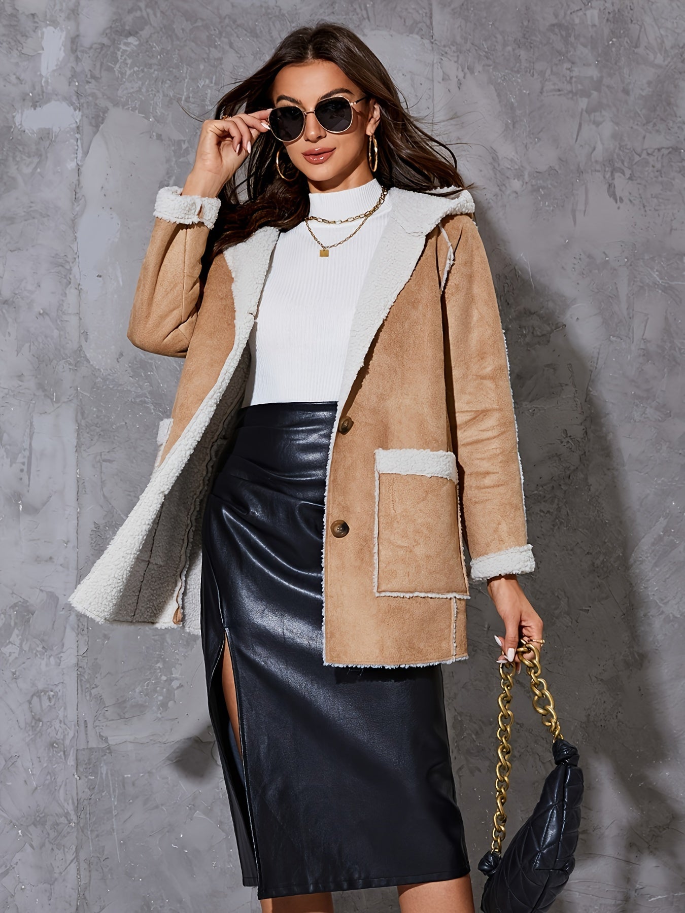 Clara | Beige pluizig jasje