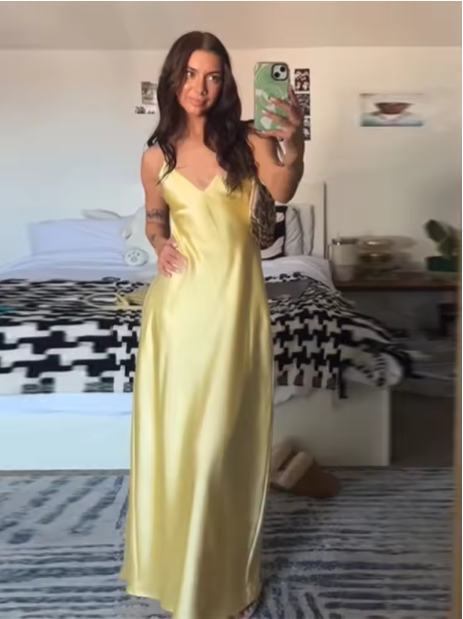 Nancy - Lange satijnen maxi-jurk