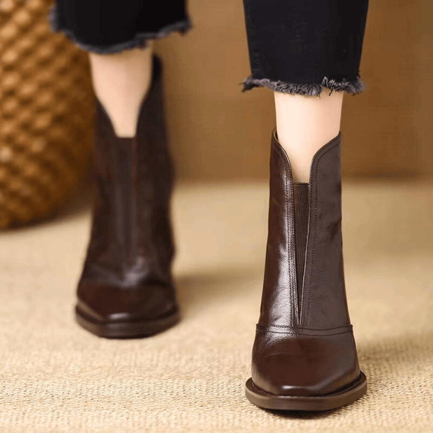 Claudia | Luxe Enkellaars met Medium Hak
